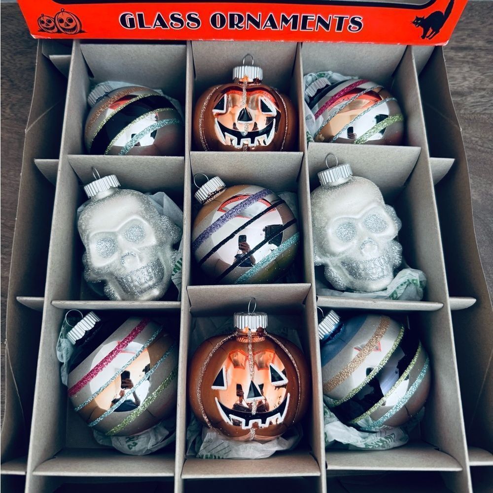 Christopher Radko Halloween Shiny Brite Pumpkin Skull Ball Ornaments 9-ct